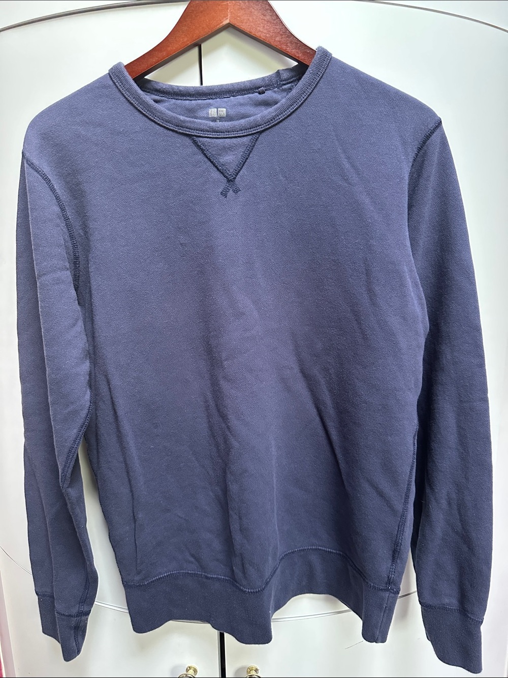 Uniqlo Men's Navy Blue Crewneck Sweatshirt ,M